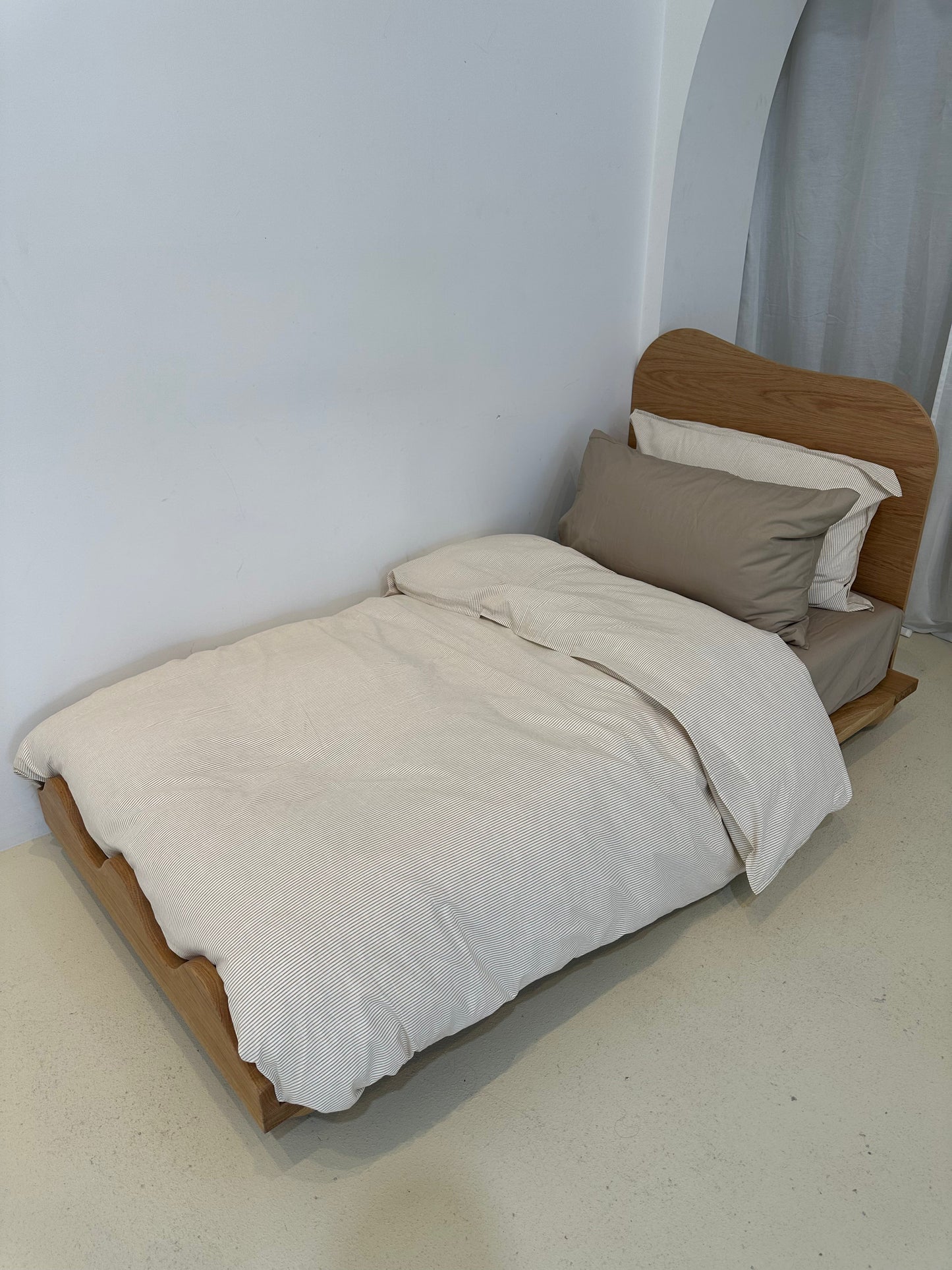 Pebble Kids Bed